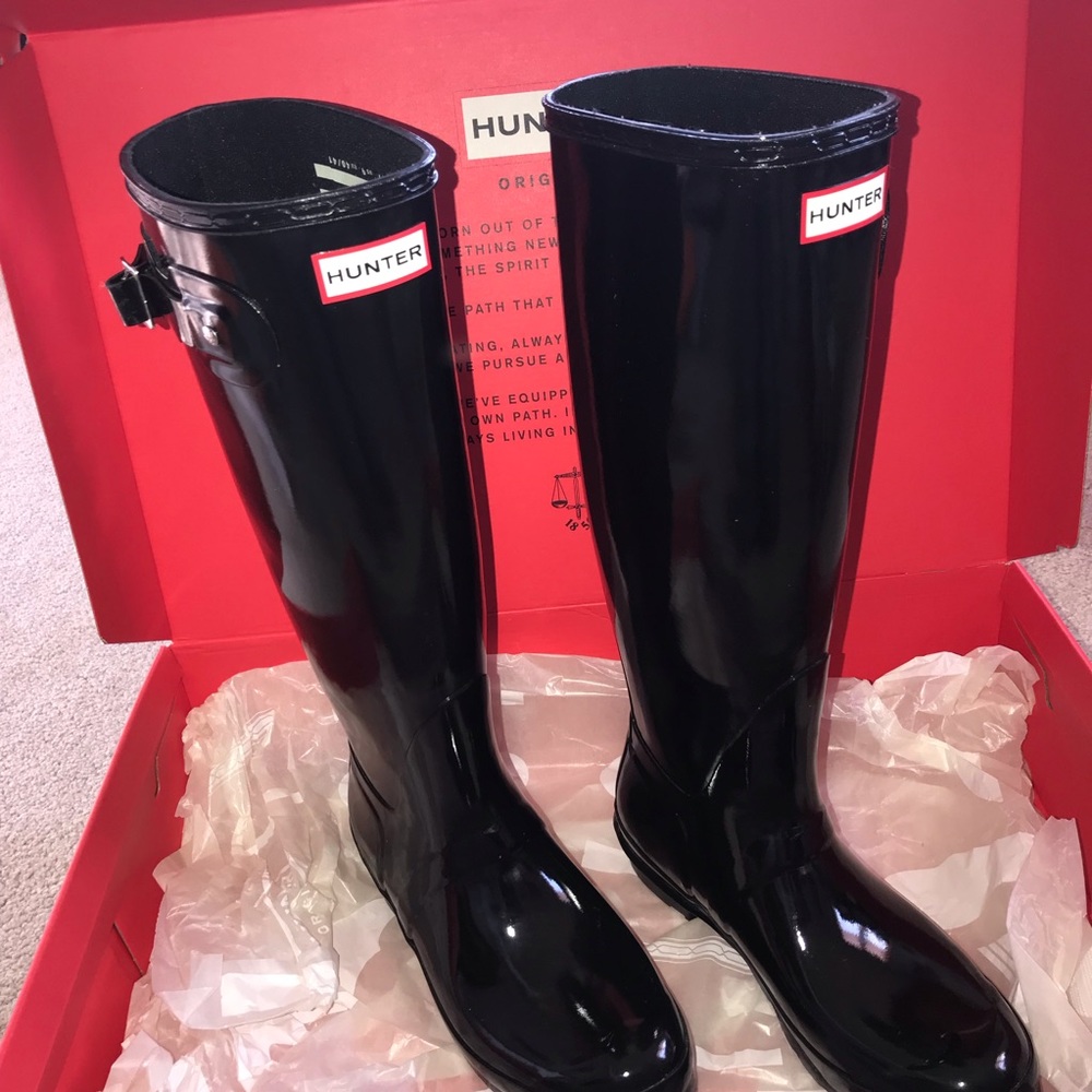 Glossy hunter boot